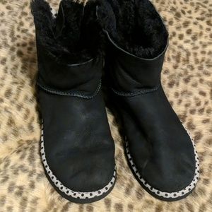 Ladies Australian polka dot mini ugg boots